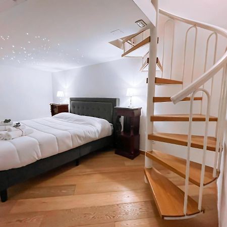 バーリLuxury Bnb Dedeoアパートメント エクステリア 写真